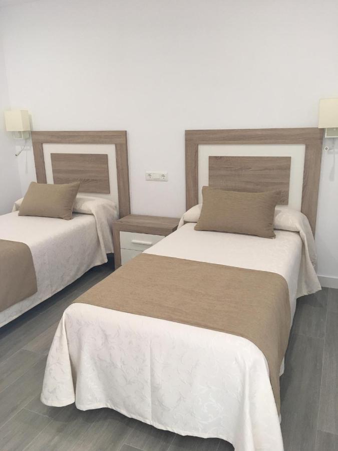 Apartamentos Perla Marina เนร์คา ภายนอก รูปภาพ