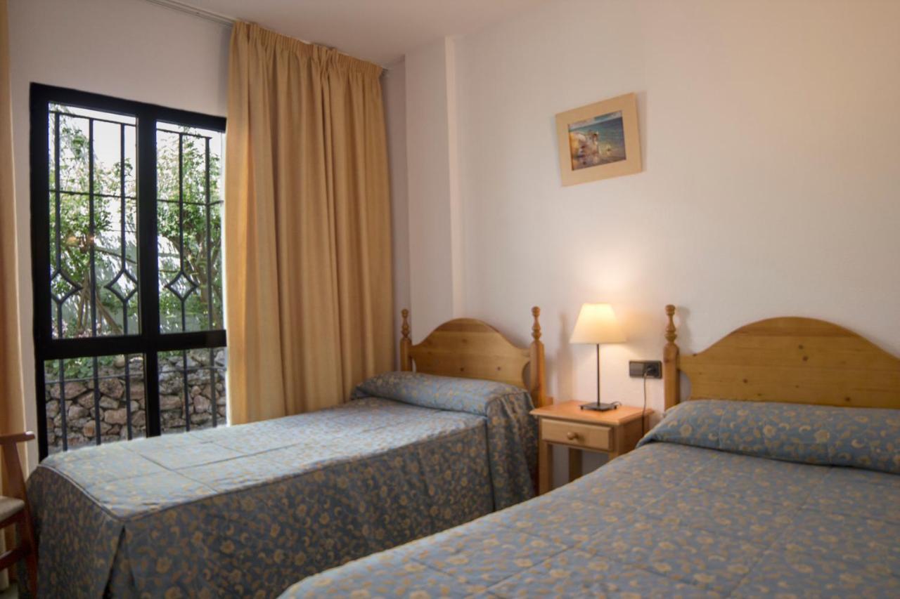 Apartamentos Perla Marina เนร์คา ภายนอก รูปภาพ